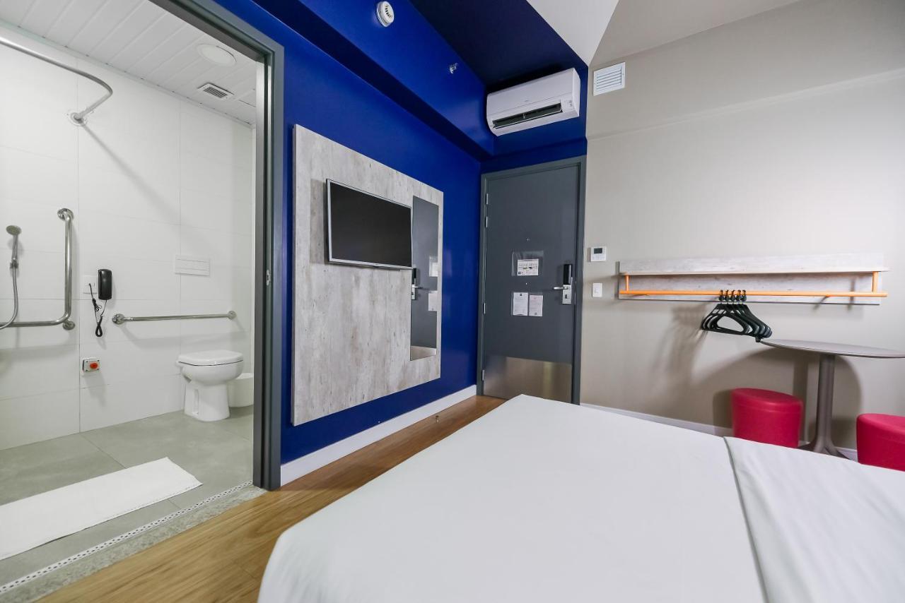 Hotel Ibis Budget Gonzaga Santos (Sao Paulo)